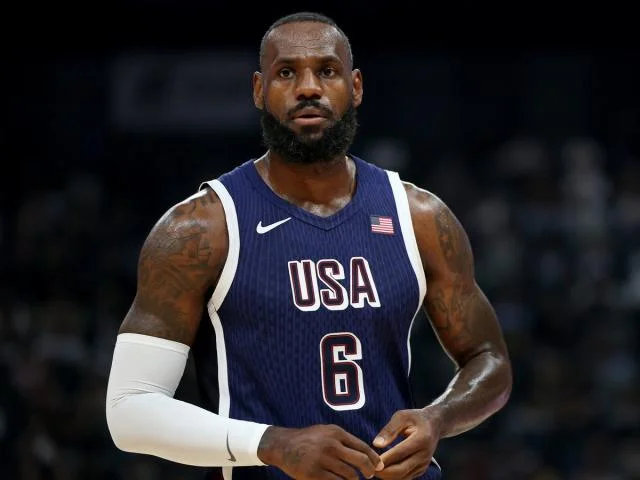 lebron james is team usa flag bearer